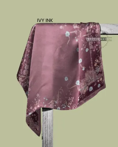 IVY INK 